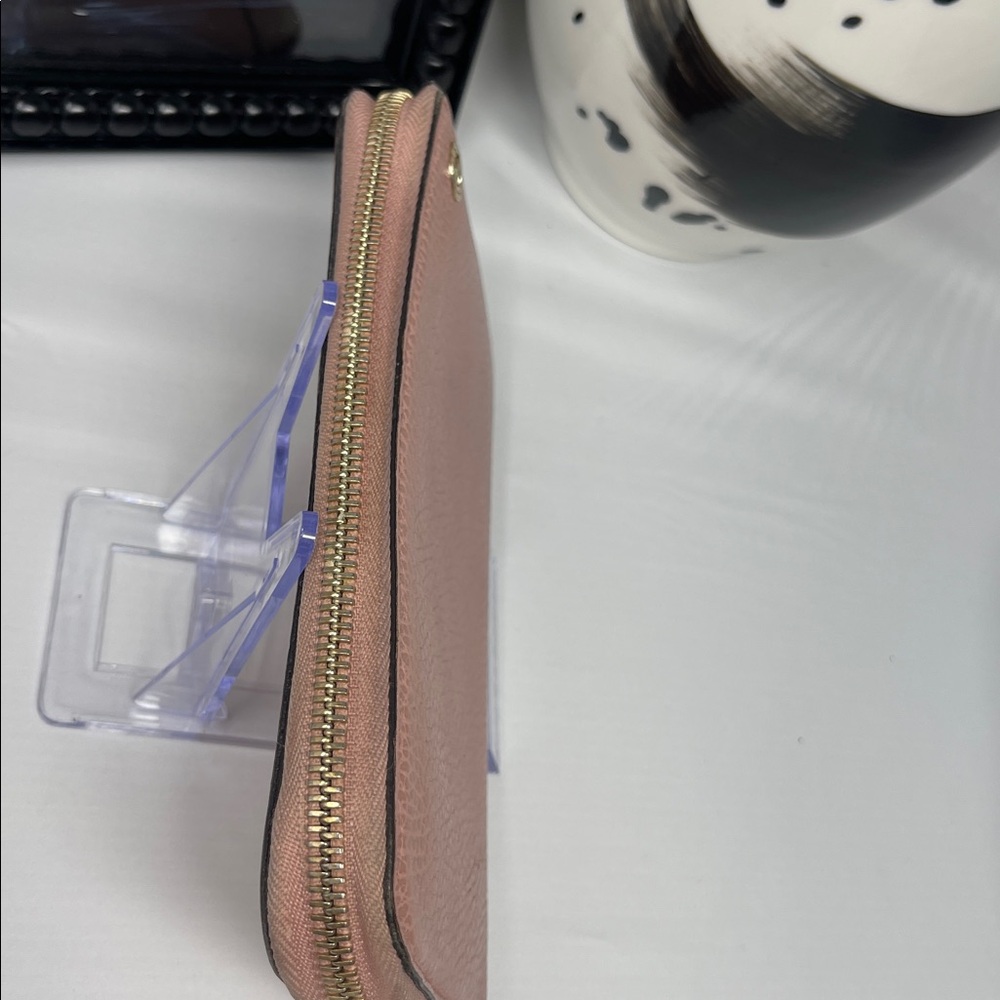 Gucci Pink Leather zipper Wallet - Picture 6 of 12